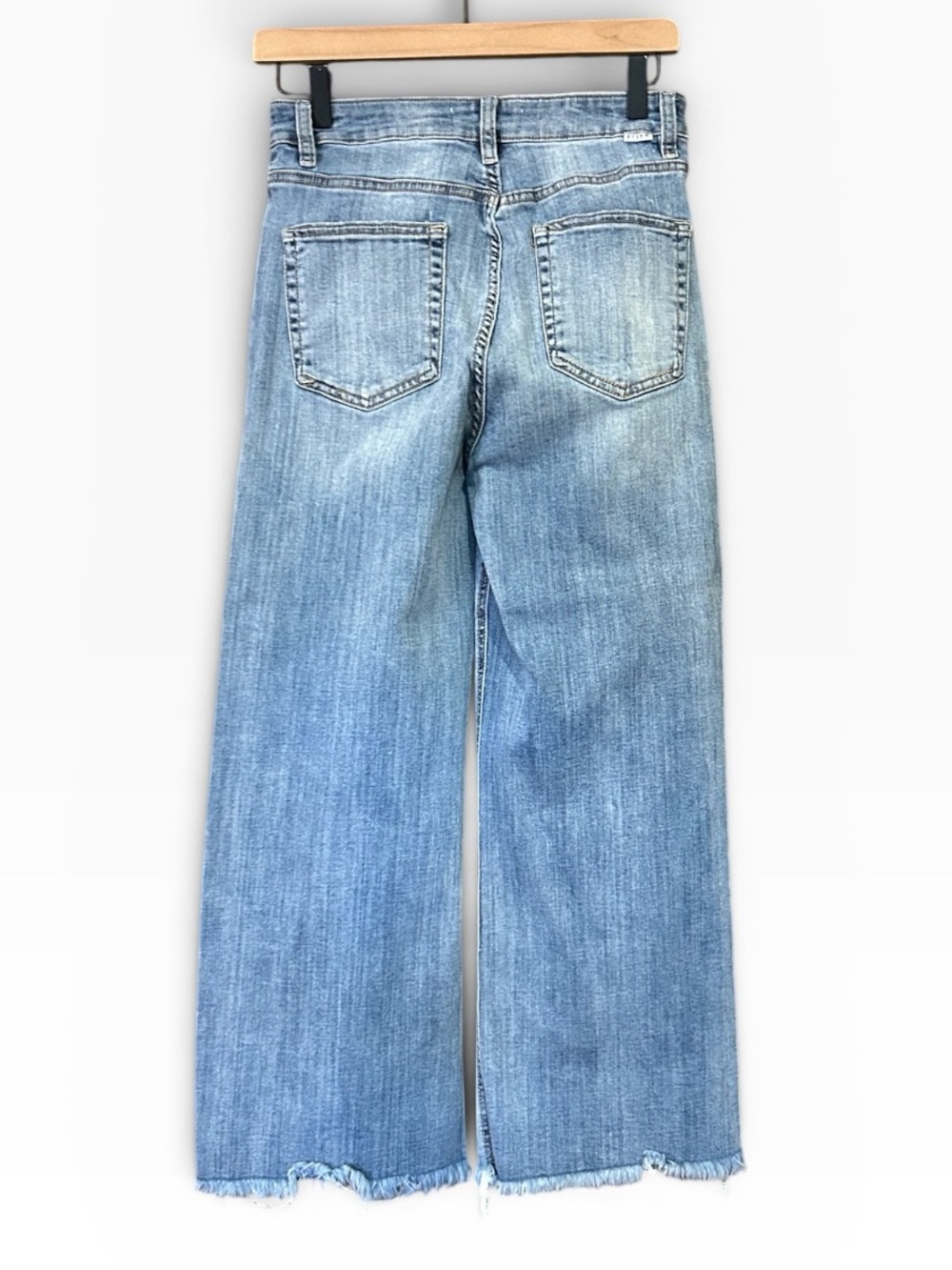 RISEN Raw Hem Cropped Wide Leg Jeans Size 5/27 - Picture 5 of 9
